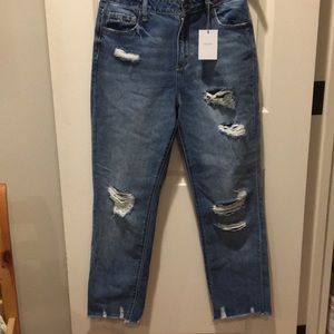 NWT HIDDEN distressed straight crop jeans rise approx 11 1/2” women’s size 29